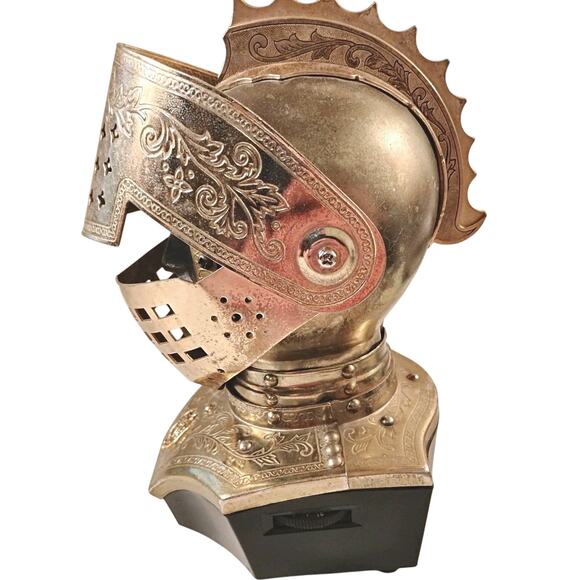 Vintage Heritage 1969 Metal Knight Helmet Japan Transistor Radio Tested Works - Picture 3 of 13